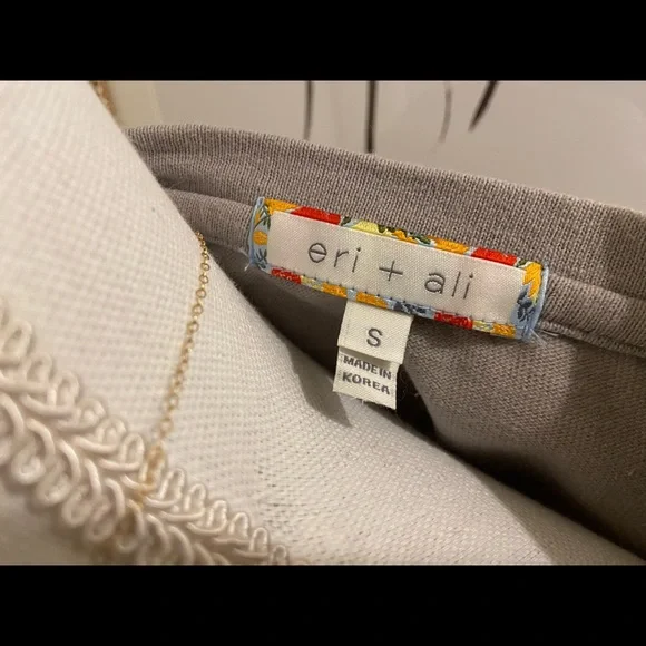 Anthropologie Eri + Ali Layered Poplin Sweatshirt - Picture 5 of 6